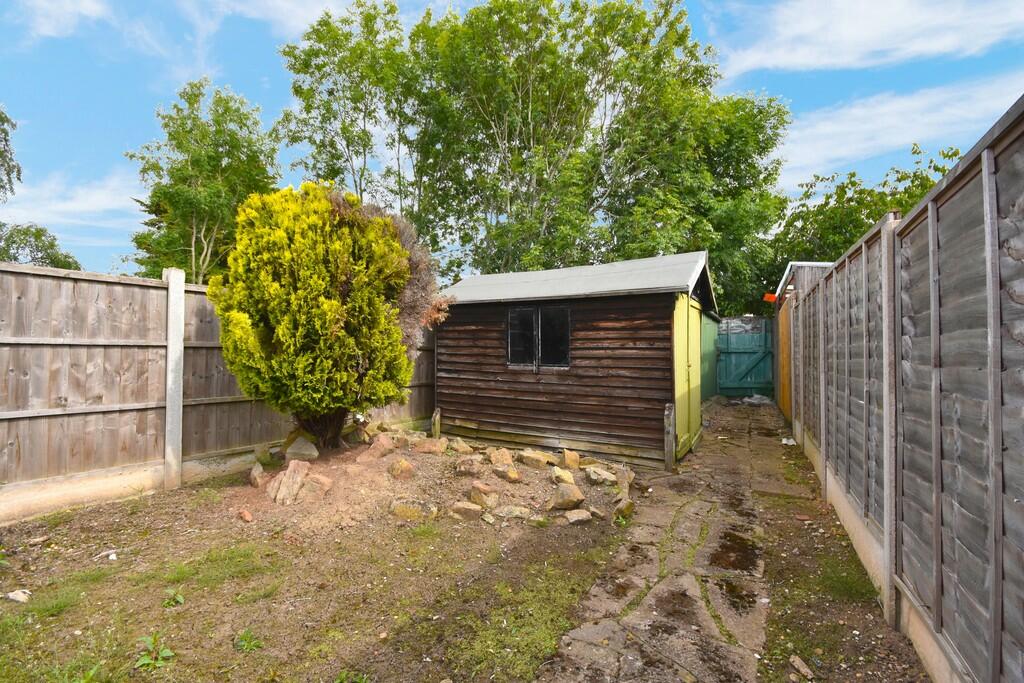 Rear Garden-min