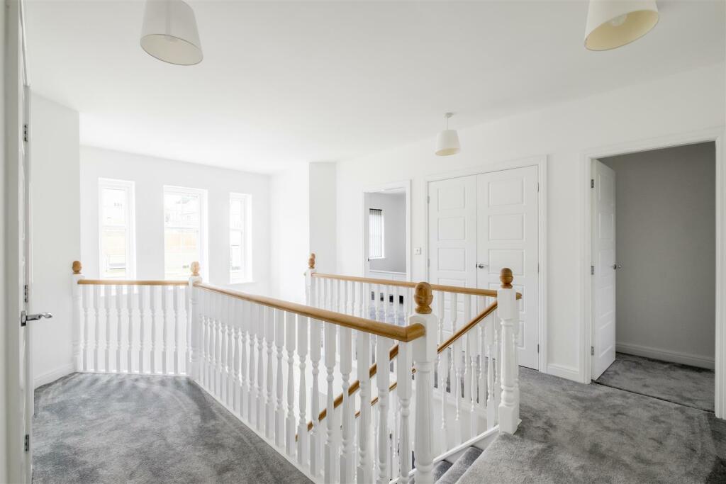 Galleried landing