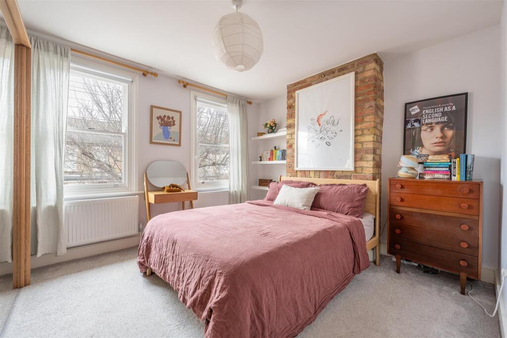 Vansittart Road, E11