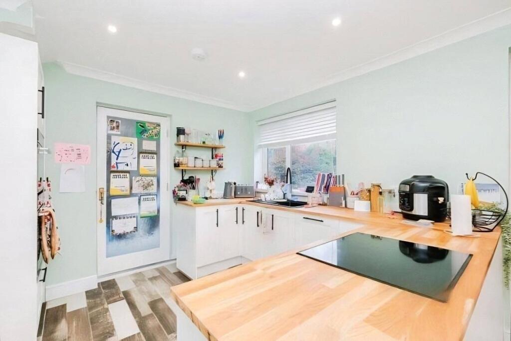 Breakfast Kitchen