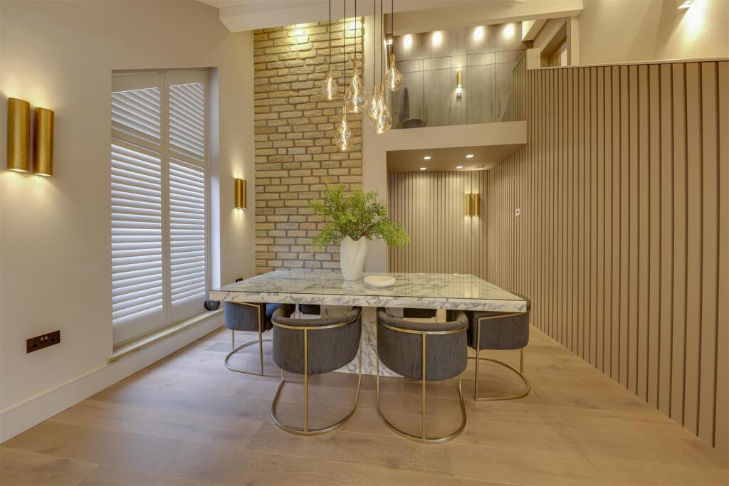 The Farmhouse - Dining Area