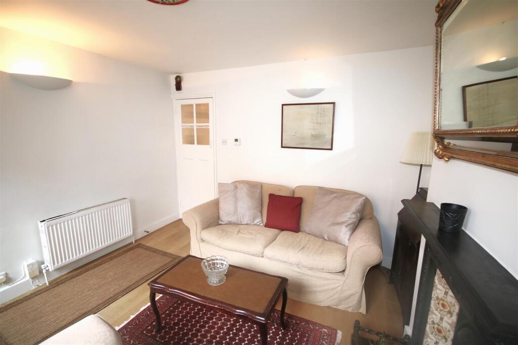 Living Room c.JPG