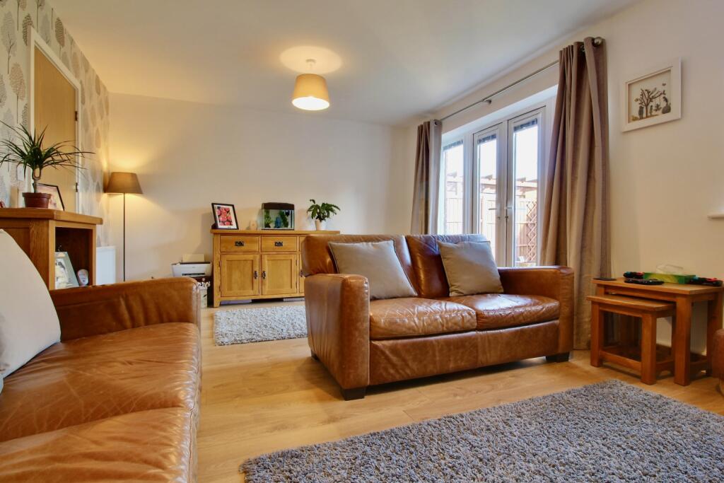 Lounge - reverse view