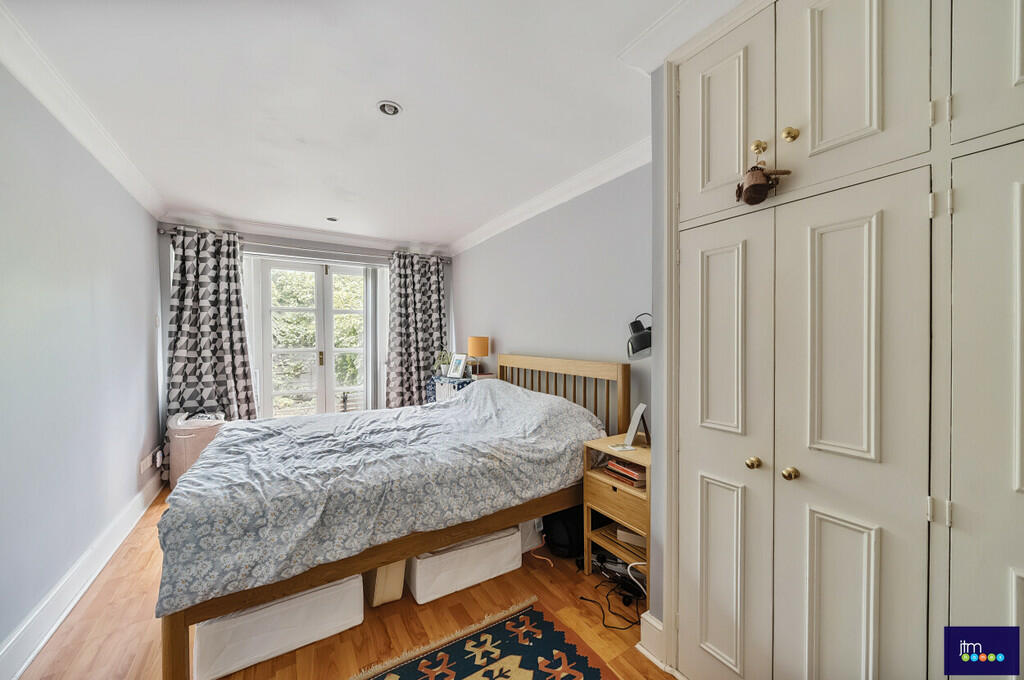 58e0a0e2-b3d8-4d7...