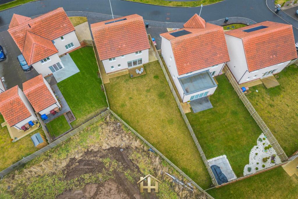 5 NEWALL TERR 080225 EDIT (8 of 54).jpg