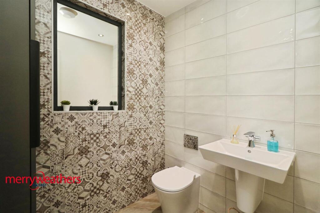 CLOAKROOM