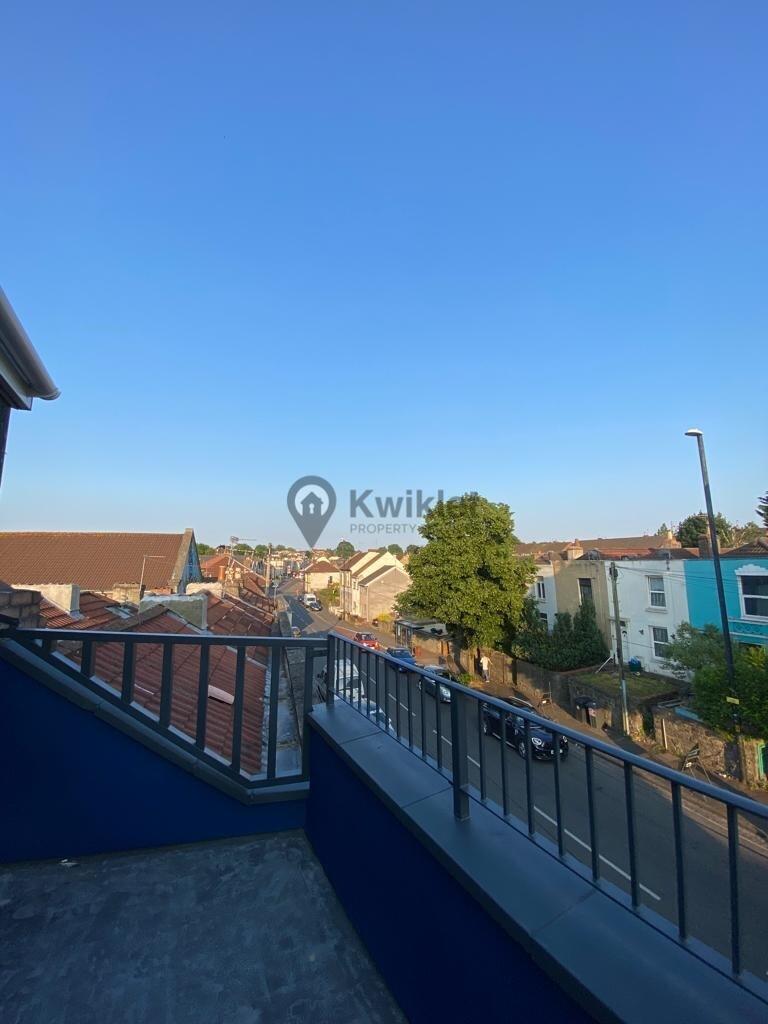 eZy Watermark_19-02-2025_03-08-00-1800PM.jpeg