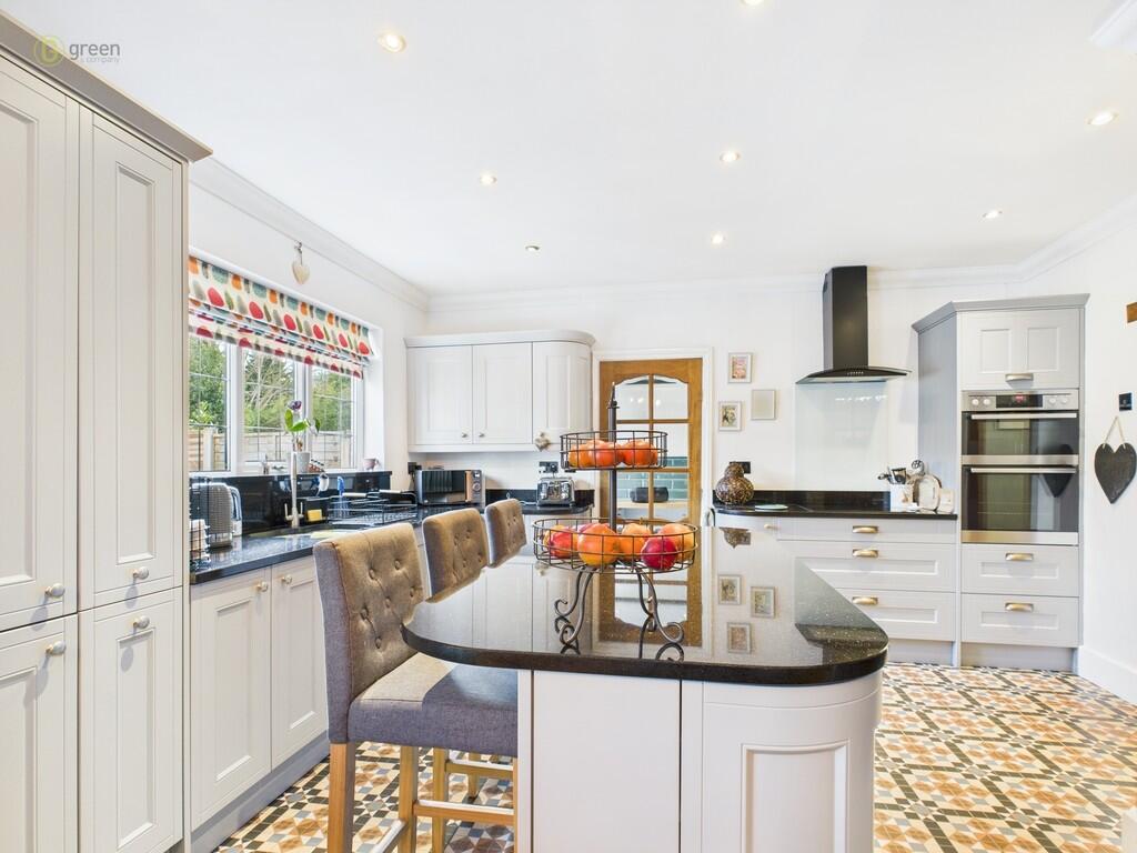 CAM03830G0-PR0128...