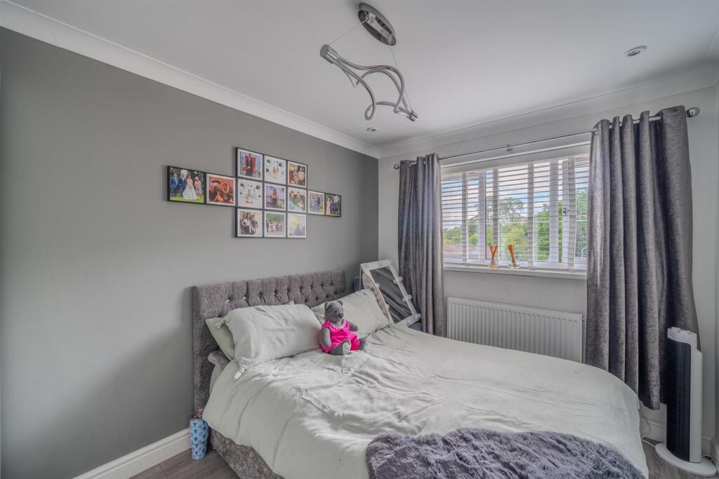 40 Spring Grove-2.jpg