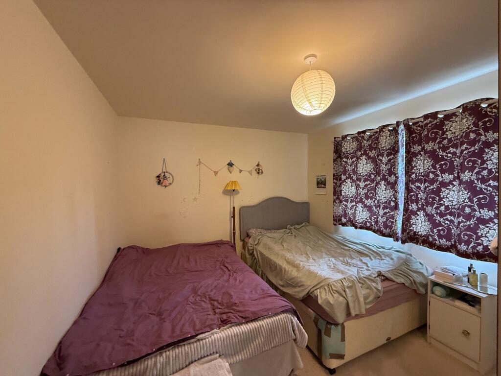 Bed 1