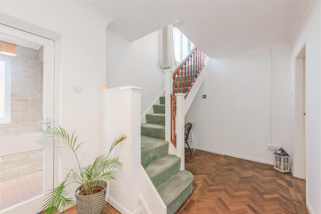 15 Babelake Street, Packington