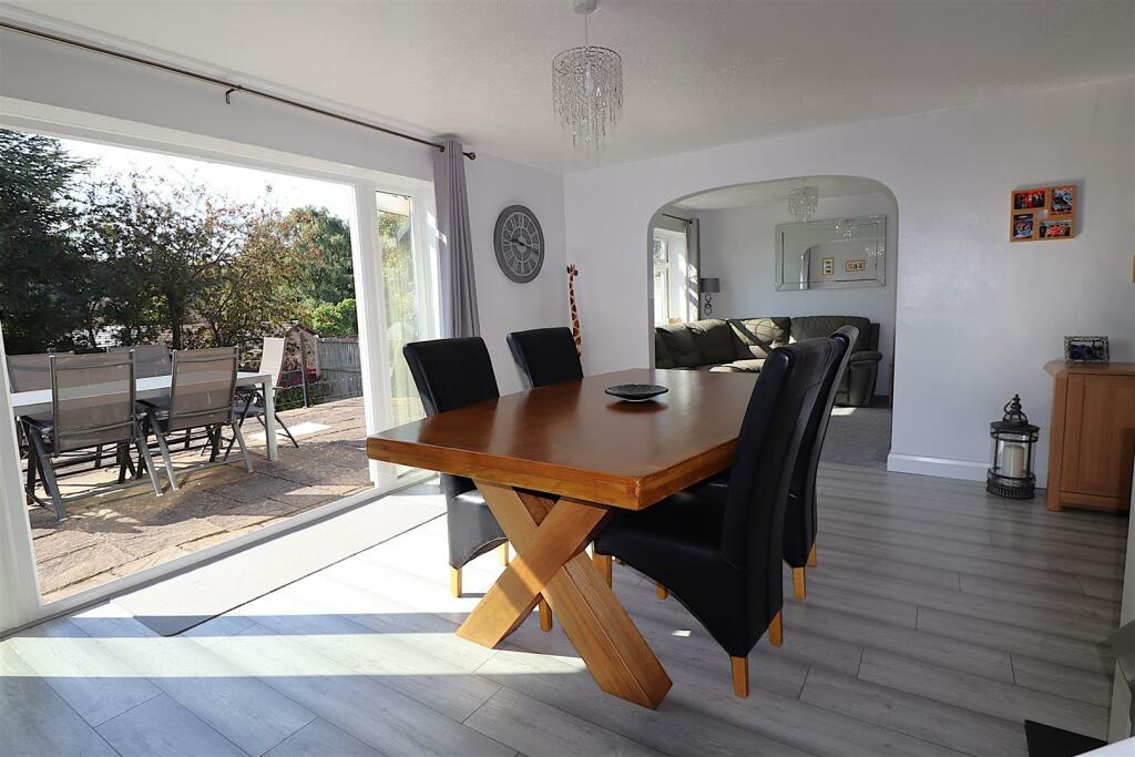 Open Plan Dining Area