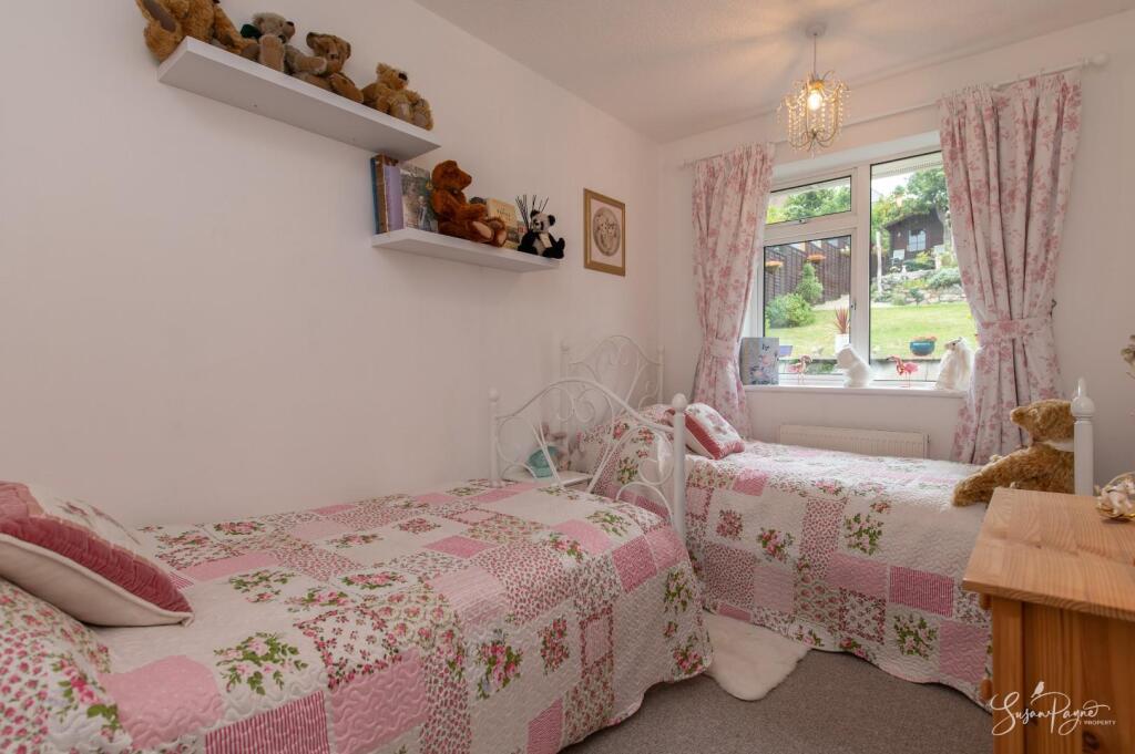 56 Clatterford Road-18.jpg