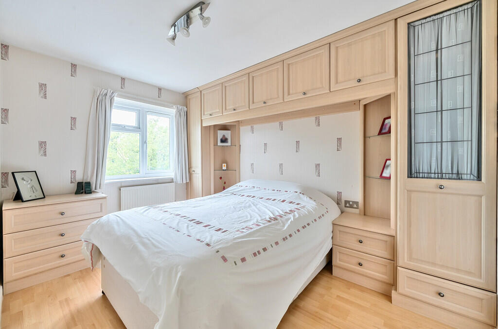 1329521-21-6880b7...