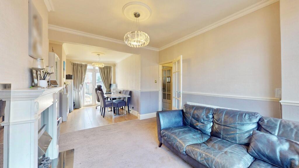 Through Lounge