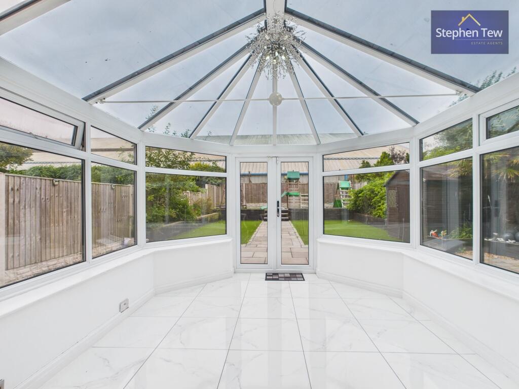 Conservatory/Sun Room