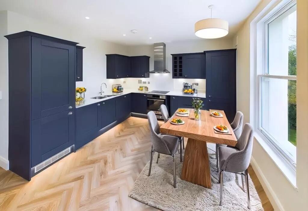 Flat 1 12 Lewes Crescent, Brighton