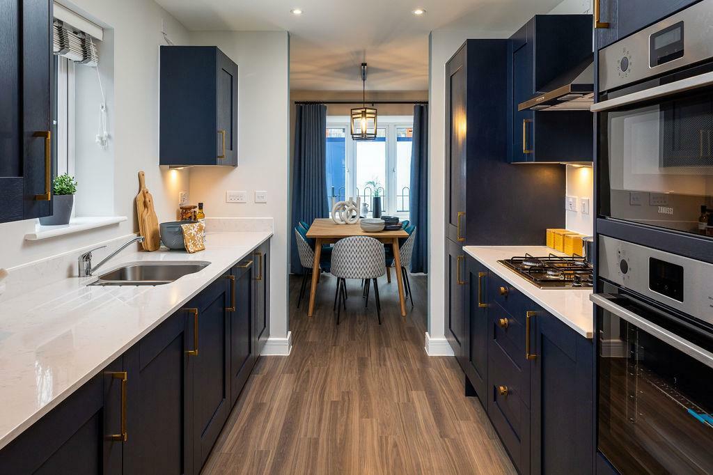 Kitchen &amp; Dining