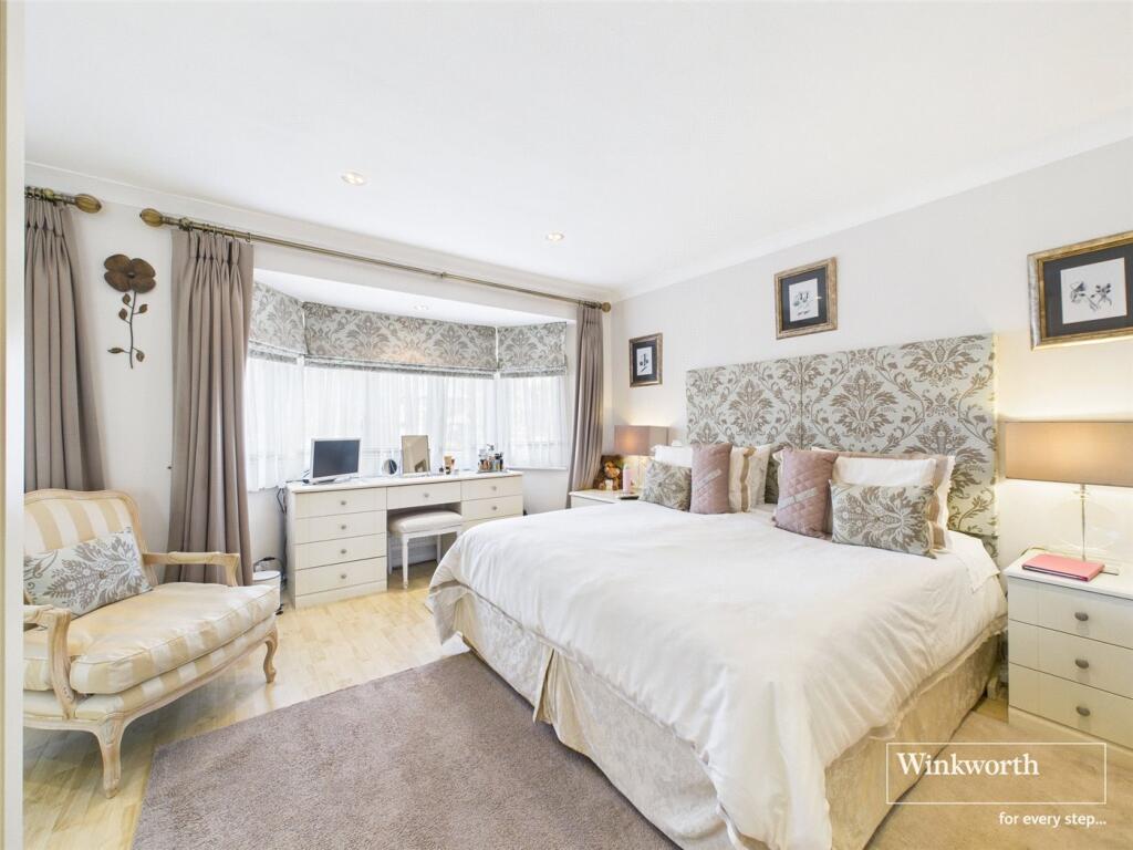 Bedroom Master