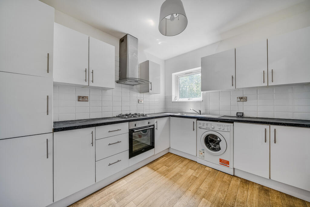 10-681b4ffbeef3f-...