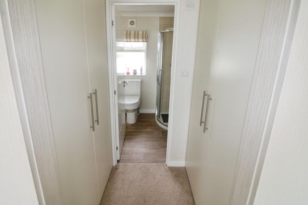 Walk through Closet.JPG