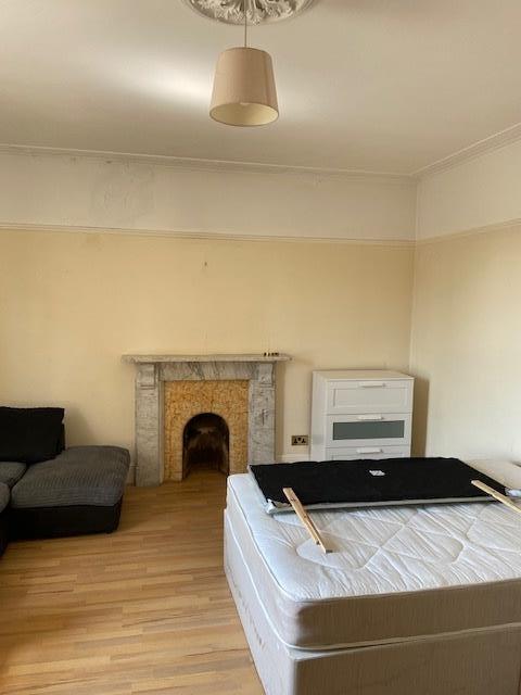 77 Pembroke Road Bed