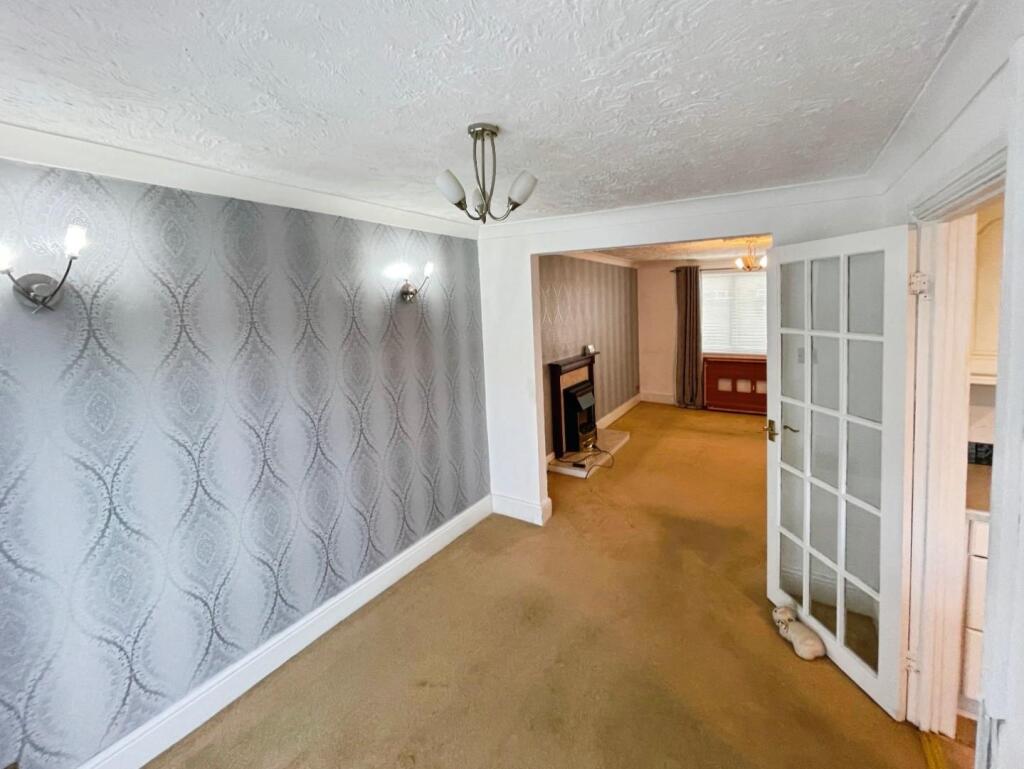 daf0d32b--4BA8-8323-080BA8A6874C-76406-00000A4647D