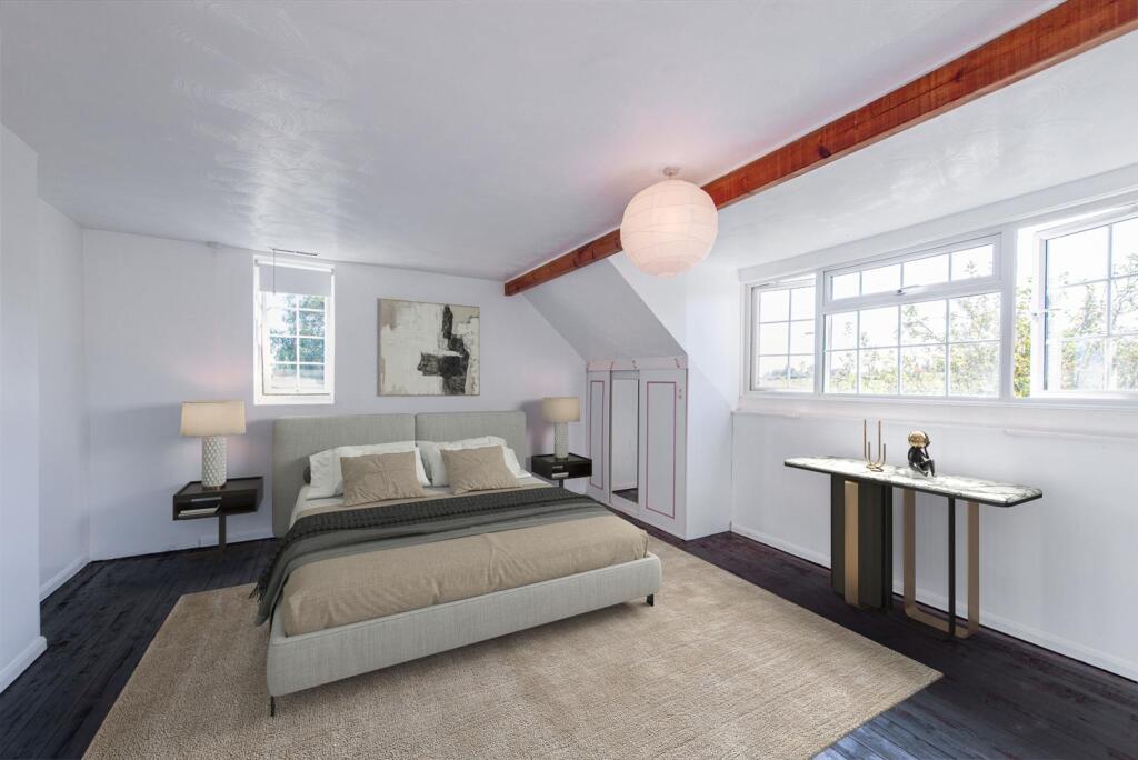 The Brambles13-virtuallystaged-2.jpg