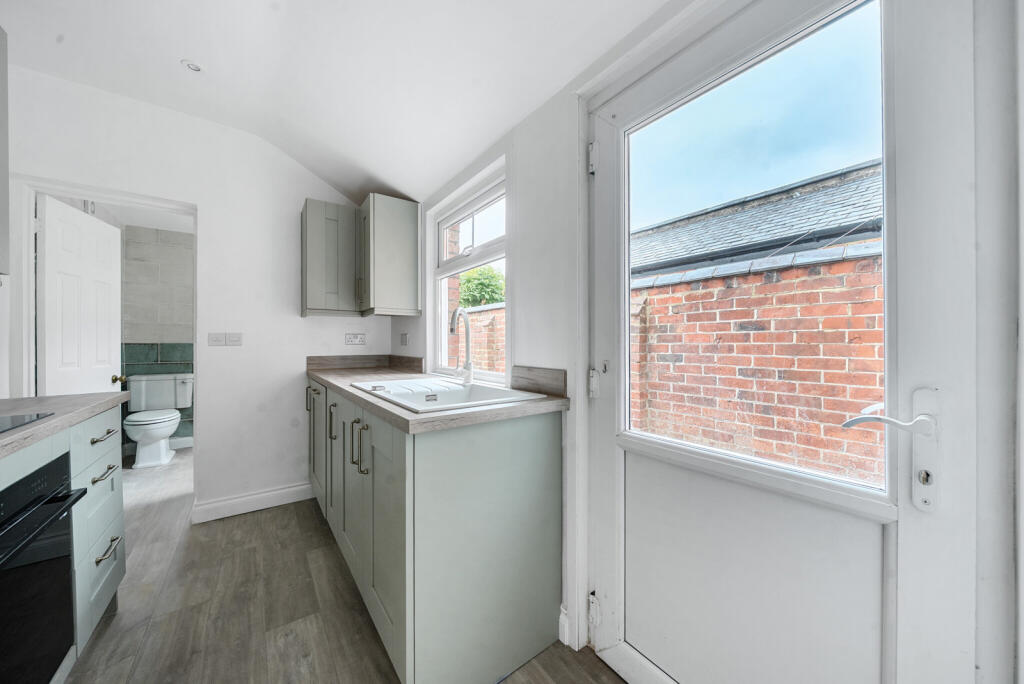 1340089-8-68a300e...