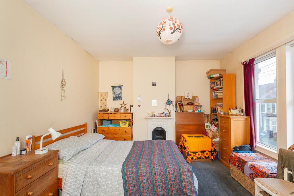 2B2REN - Bedroom C.jpg