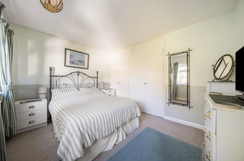 1358263-22-68e3a5...