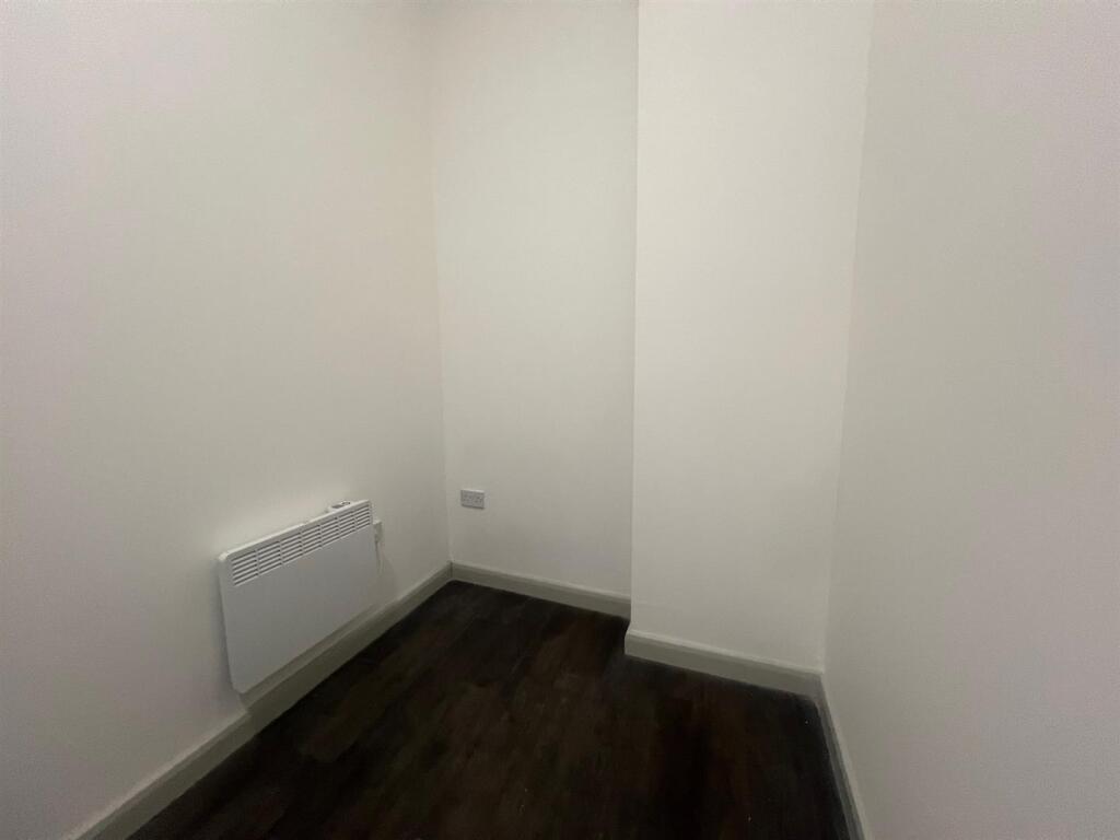 drake street 19 storage.jpg