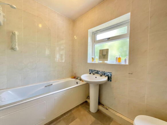 47862 S1329414 IMG 18 0000 Max 656x T202510021605.jpeg