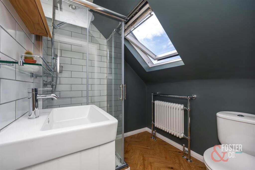 Redhill Drive 21-025.jpg