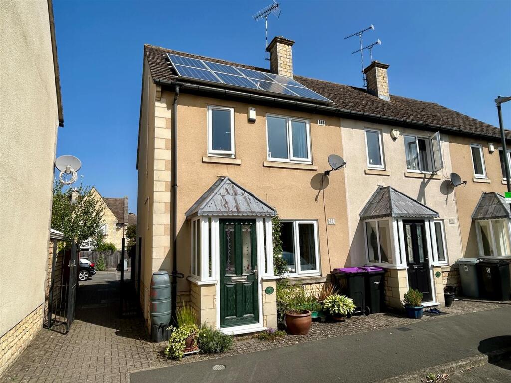 5 Garratt Road New Front.jpg