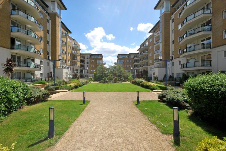 RIVERSIDE WEST, SMUGGLERS WAY, SW18