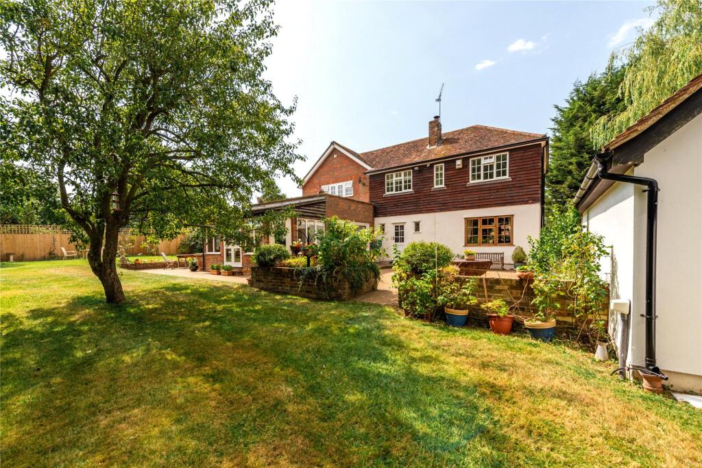 Rear Gardenfront Ele