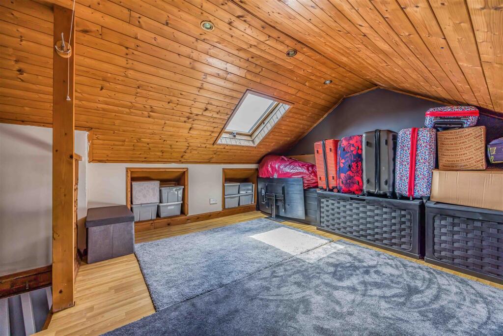 6 Seafield Road, Baffins-Small-PorticoMarketing-So