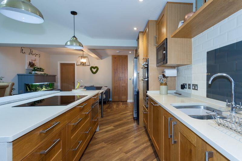 OPEN PLAN LIVING DINING KITCHEN