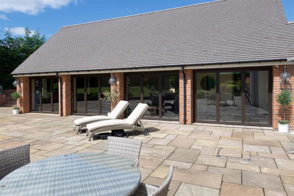 Hammerwhich Place Farm-7.jpg