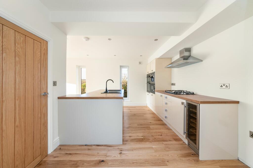 DINING LIVING KITCHEN