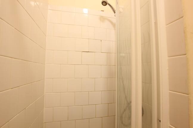 Flat 1, 42 Cornwalli