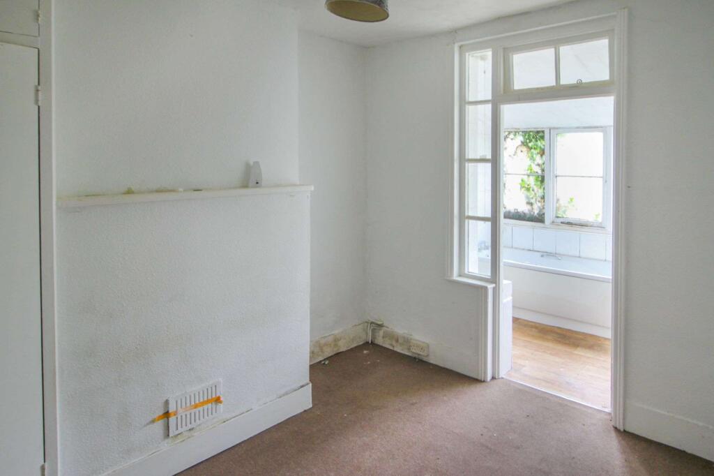4 Aldborough Road, St. Leonards-on-Sea East Sussex    TN37 6SE