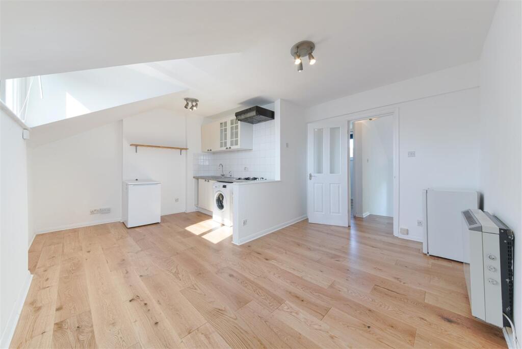 WOODSTOCK ROAD,  B--5.JPG