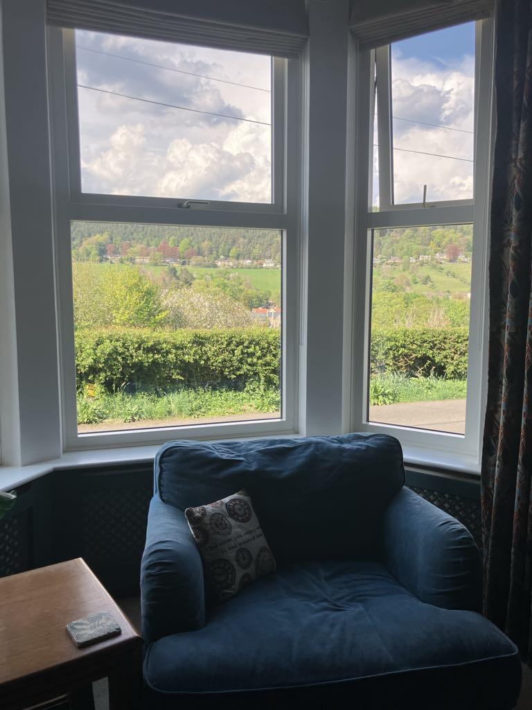 876eb8f9-cb2f-498b-b2d7-655e52eaf35c