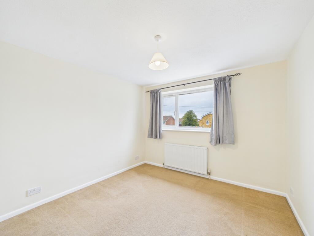 CAM02023G0-PR0174-STILL006