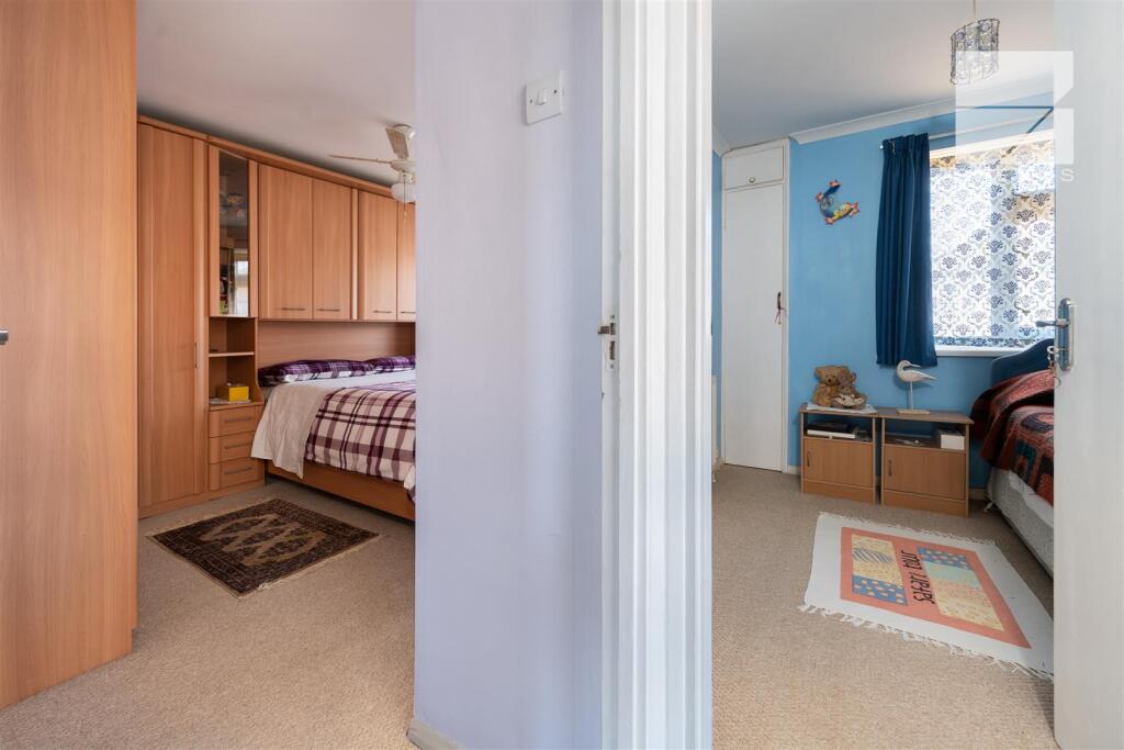 100 The Bramblings_0007.jpg