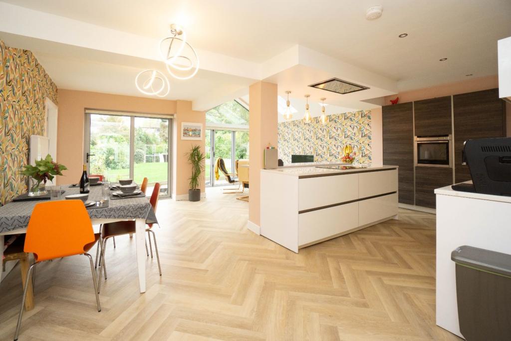 Kitchen/Family Room