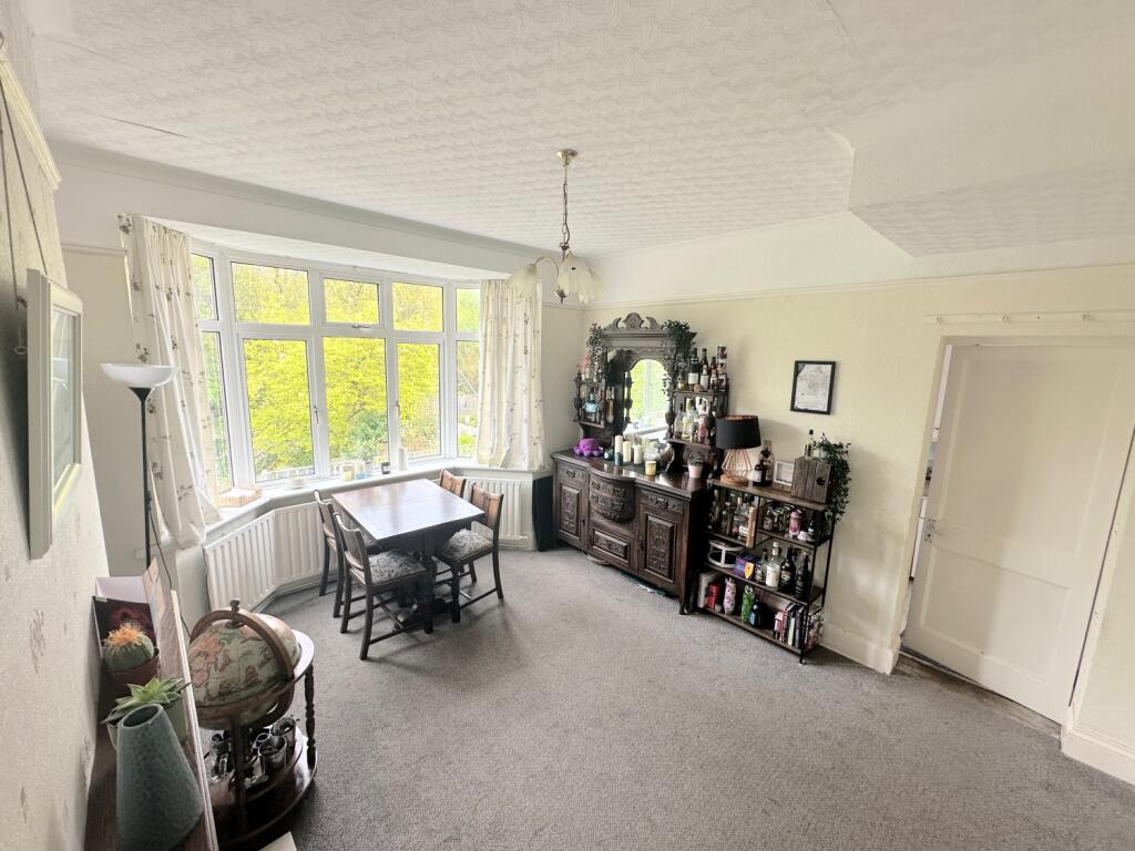 7EECC5AB-B0F5-48DB-BA72-4C550E730AB8