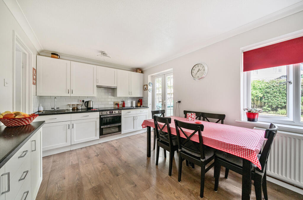 1315278-6-685c1ab...